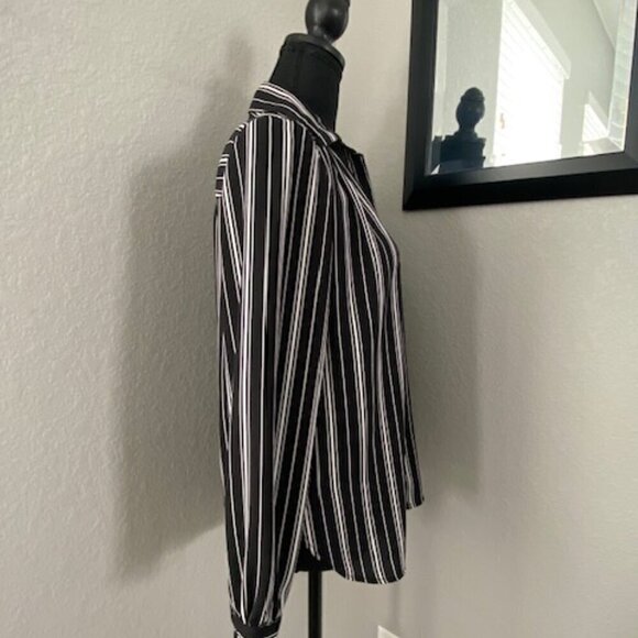 H&M Classic Black White Striped Button Down Shirt Blouse Sz 4 - Picture 7 of 12